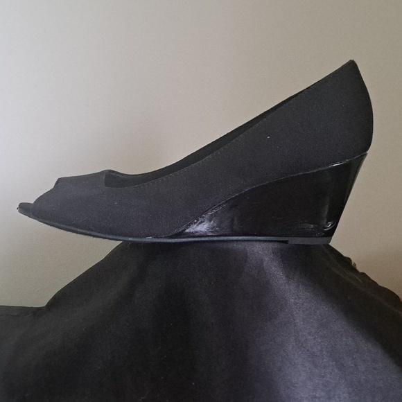 NEW Suede black slip on CASUAL WOMAN'S HIGH HEEL PLATFORM - Picture 2 of 7